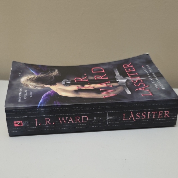 J.R. Ward Lassiter The Black Dagger Brotherhood Series Soft Book - Picture 2 of 6
